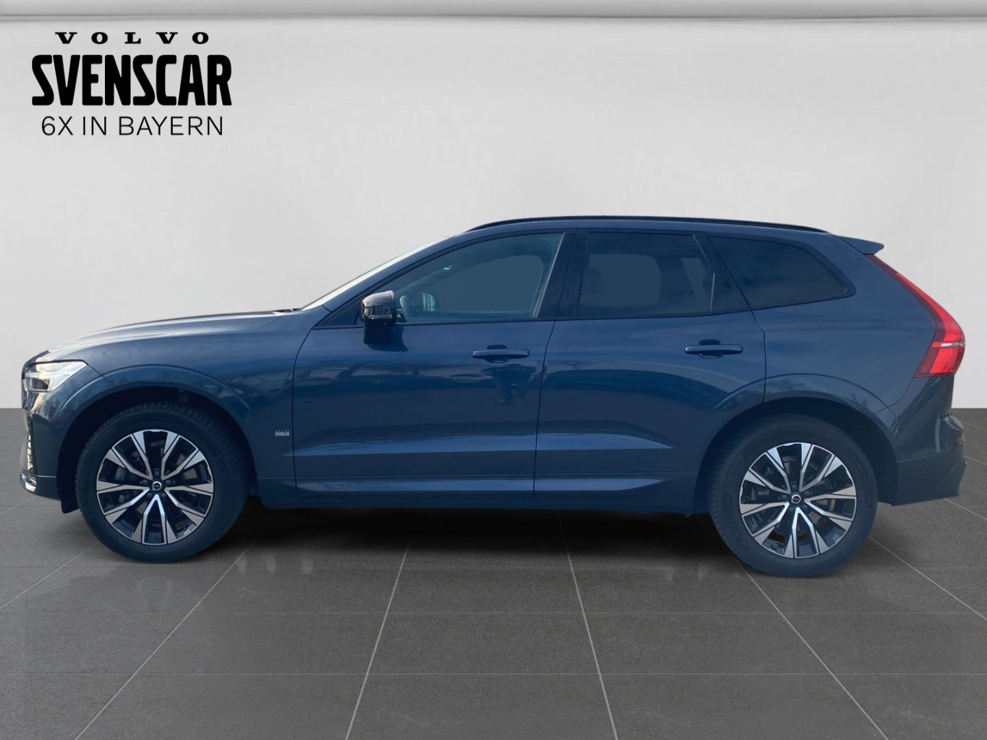 Volvo XC60 Plus Dark B4 Benzin StandHZG AHK Navi Leder foto 2