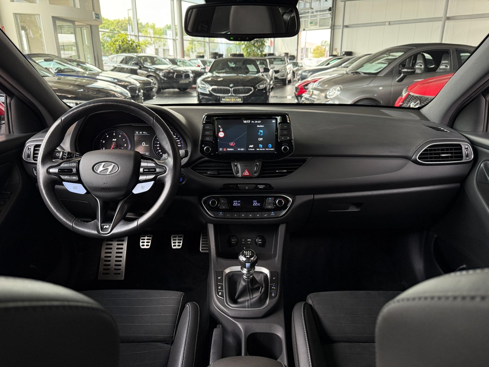 Fahrzeugabbildung Hyundai i30 N Performance KOMFORT LED NAV SHZ RFK 19"