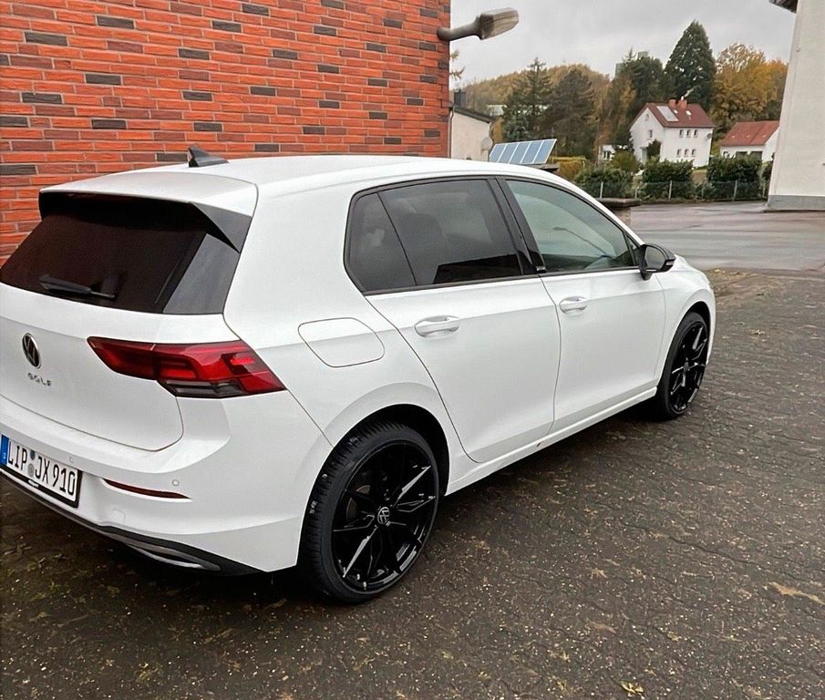 Image of Volkswagen Golf
