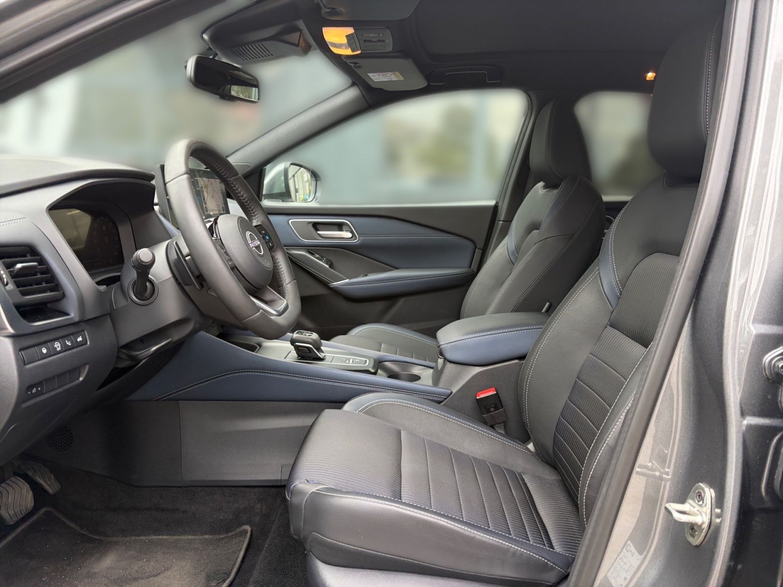 Fahrzeugabbildung Nissan Qashqai 1.3 DIG-T Tekna*Navi*360°Kamera*SHZ*Ganz
