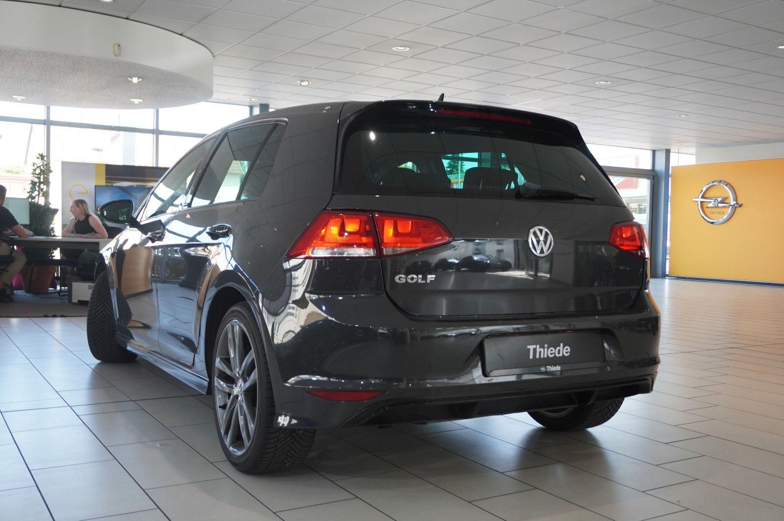 Fahrzeugabbildung Volkswagen Golf VII Lim.  1.2 TSI ALLSTAR NAVI/SHZ/PDC/TEMP