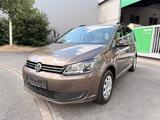 Volkswagen Touran Trendline BMT 1.6 TDI DSG* AC* - VW Touran Gebrauchtwagen in Nürnberg