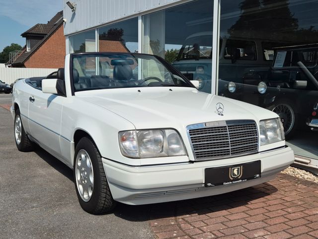 Mercedes-Benz E 220 Cabrio/Dt./2. Hand/Daimler-SH/Leder/Klima