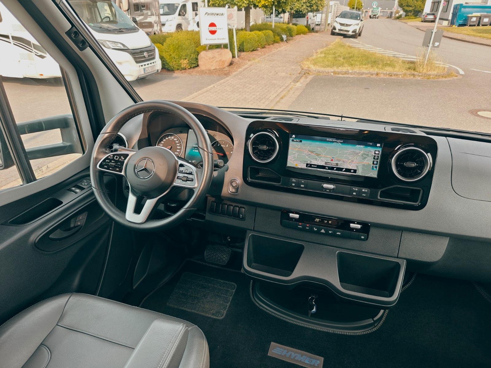 Fahrzeugabbildung HYMER / ERIBA / HYMERCAR B - KLASSE MC T 680 - INDIVIDUAL AUS ERSTBESITZ