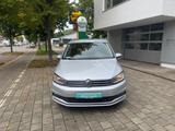 Volkswagen TOURAN SOUND BMT:AUTOMATIK:7 SITZE:NAVI:GARANTIE - Volkswagen Touran SOUND mit Diesel-Antrieb