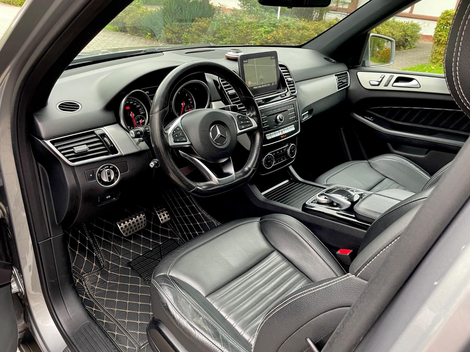 Mercedes-Benz GLE 350 AMG-Line Interieur-4Matic-R.Kamera-Pano