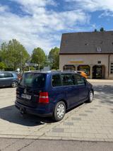 Volkswagen Touran 2.0 FSI Highline AHK - Volkswagen Touran: Fsi
