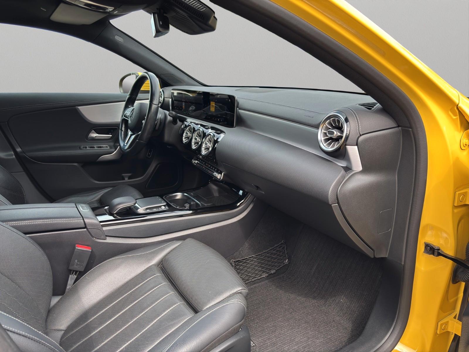Mercedes-Benz A 250 e Edition 19 *HUD *PANO *Sitzklima *AMG