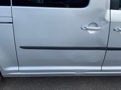 Fahrzeugabbildung Volkswagen Caddy Maxi 2,0 TDI 4Motion Trendline Flügeltüren