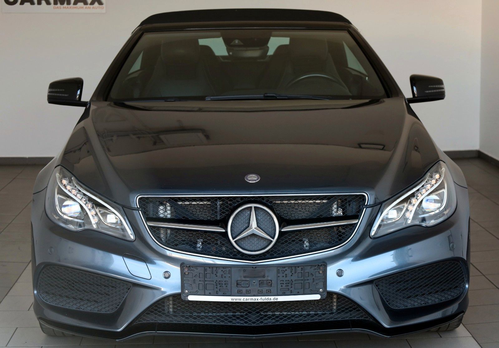 Fahrzeugabbildung Mercedes-Benz E400 Cabrio AMG Line Leder,Navi,LED,H/K,Airscarf