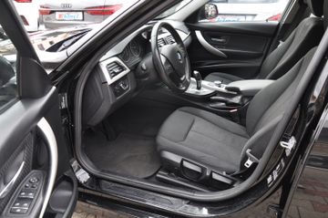 BMW 320 - 12