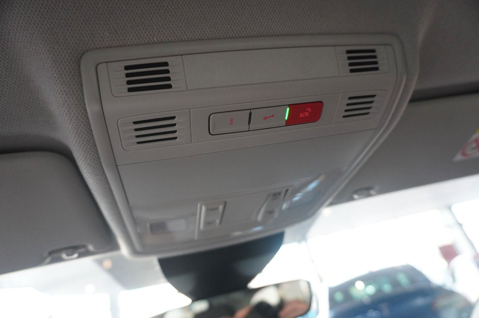 Fahrzeugabbildung SEAT Arona 1.0 TSI STYLE DSG NAVI/VIRTU./SHZ/PDC/DAB+