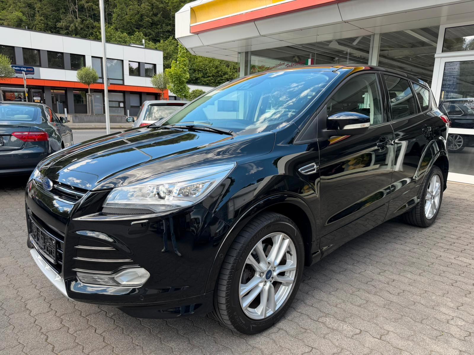 Ford Kuga Individual,2.Hd,Leder,Navy,4X4,Service+§Neu