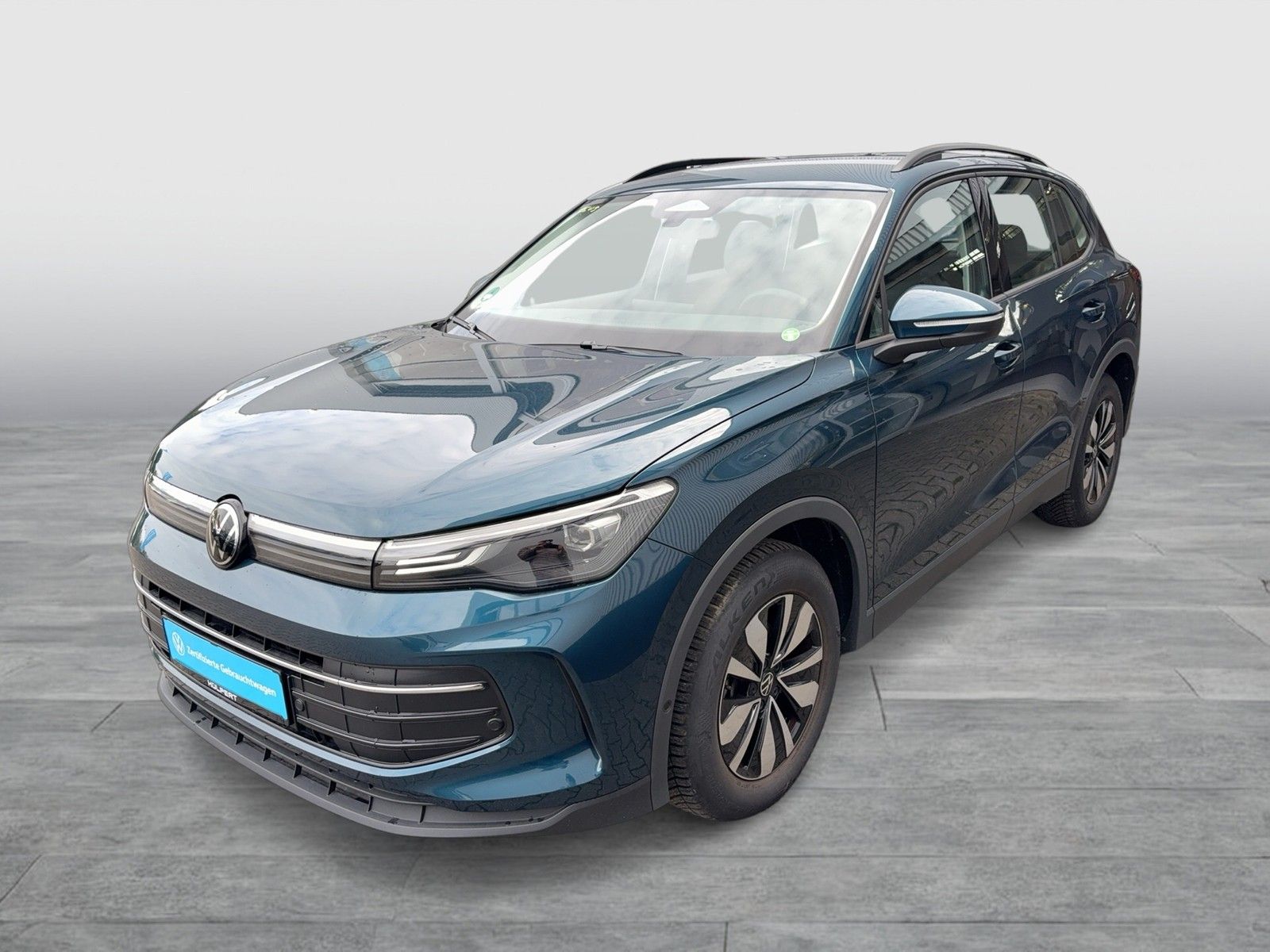 Volkswagen Tiguan 1.5 eTSI LIFE AHK CAM ACC NAVI CARPLAY foto 2
