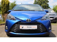 Fahrzeugabbildung Toyota Yaris Y20 Club*Kamera!*Sitzheizung*AHK!*Bluetoot