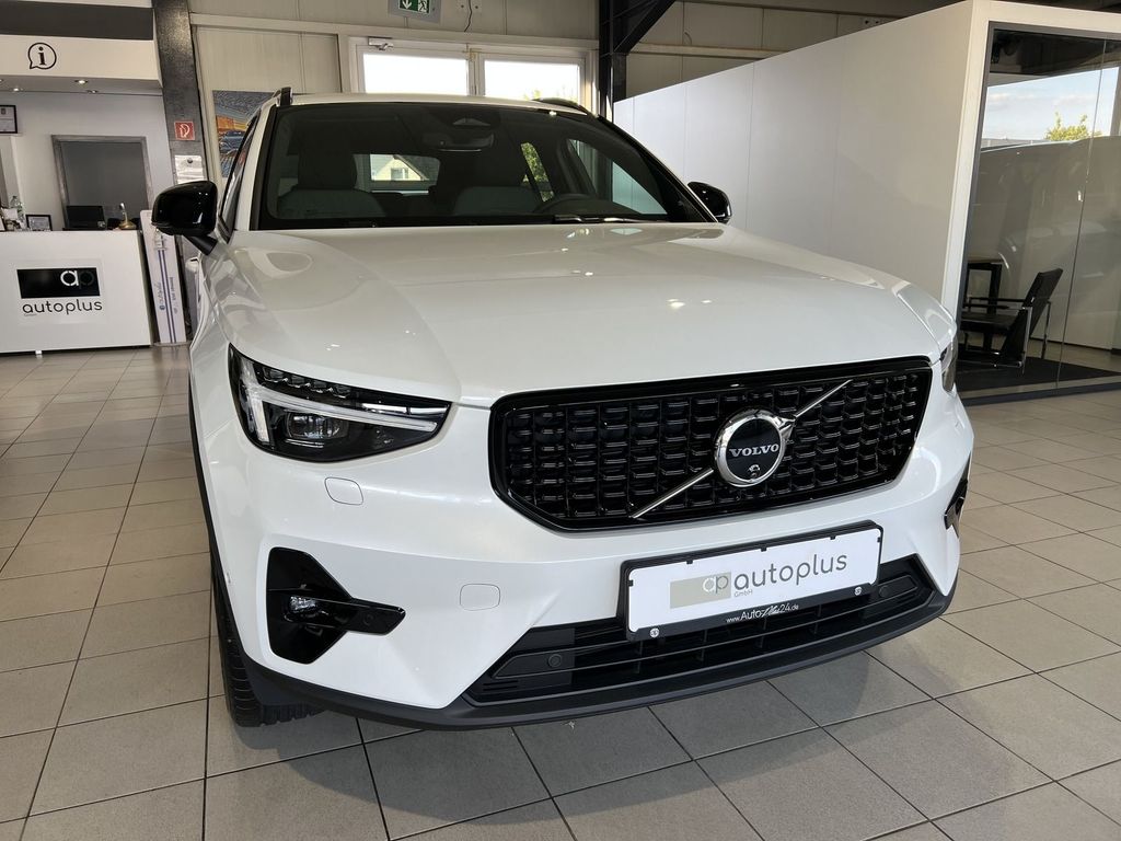 Volvo XC40 B3 Plus Dark ACC BLIS 360° H/K LED Navi SHZ