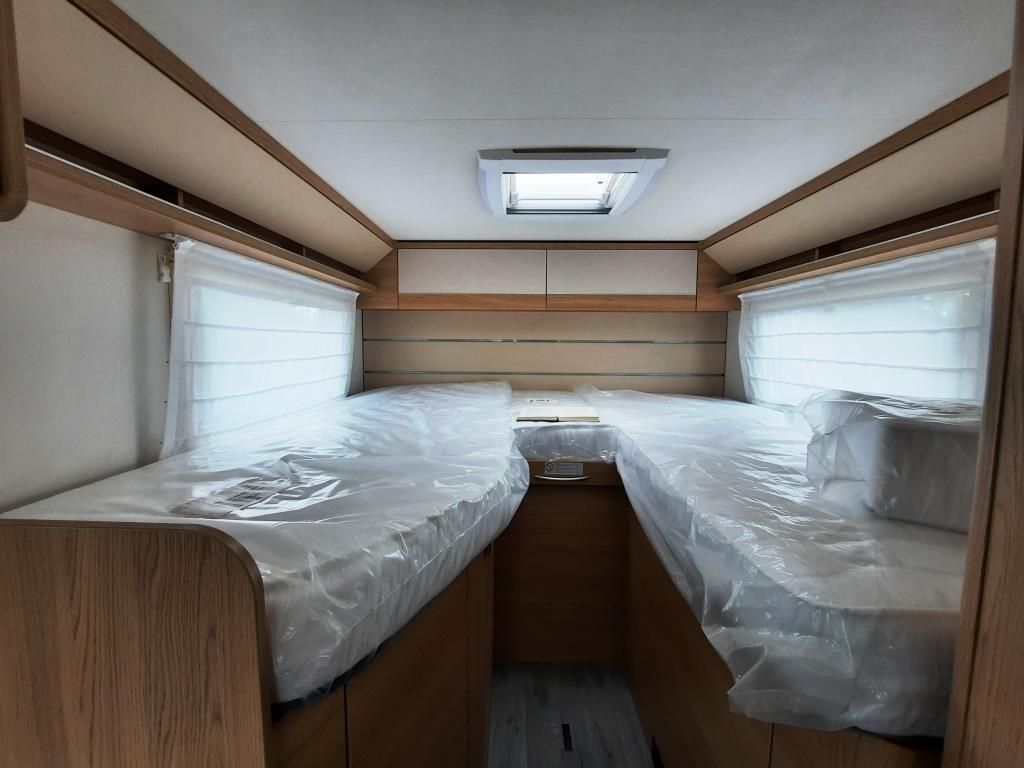 Fahrzeugabbildung LMC Cruiser V 643 70 Jahre Verfüg./Sparen Sie 6.476,