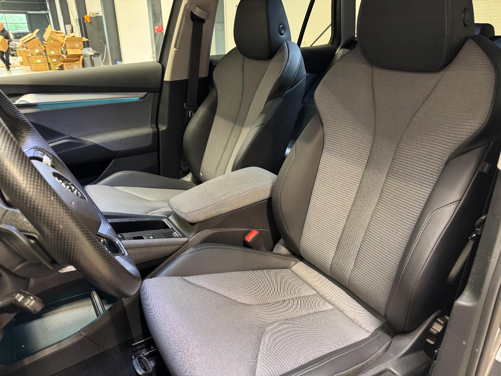 Skoda ENYAQ 80X LOFT 195KW*AHK*WÄPU*KESSY*4xSHZ