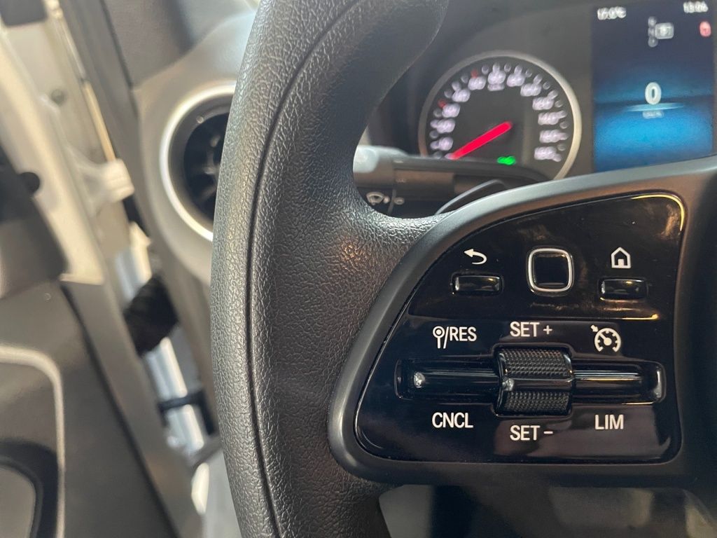 Fahrzeugabbildung Mercedes-Benz Sprinter 317 Kasten L3H2 LED 10''MBUX RFK 2 Sitz