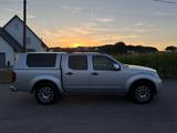 Nissan Navara Pickup Double Cab LE V6 4X4 - Nissan: Pick