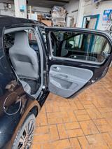 Volkswagen up! 1.0 up! UNITED up! UNITED - Volkswagen up!: United