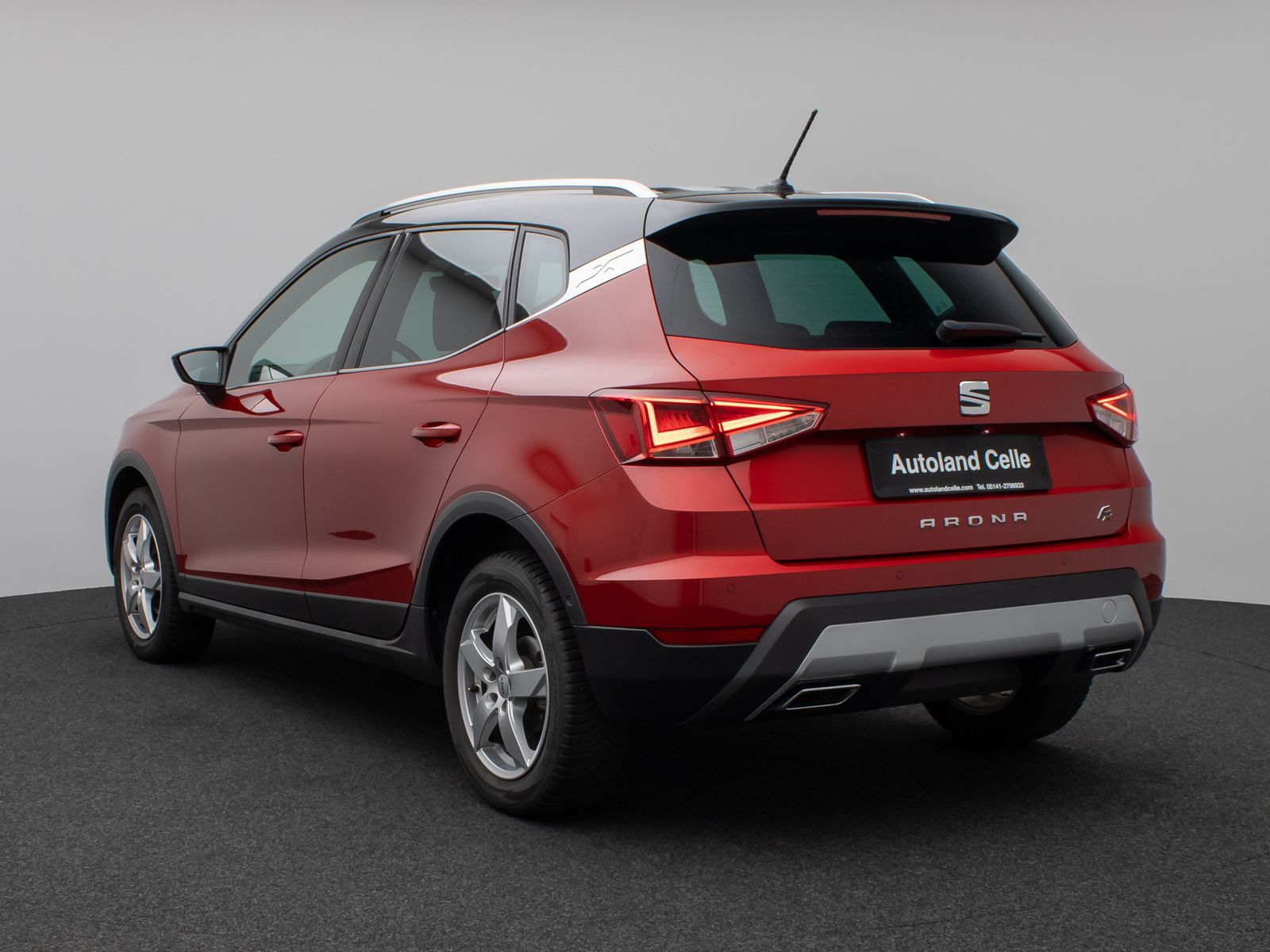 Fahrzeugabbildung SEAT Arona FR 1.5 TSI Kamera LED Tempomat Sport