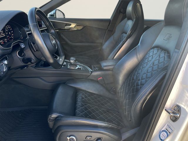 Audi S4 Avant 3.0 TFSI quattro+HUD+Pano+ACC+AHK+1.Han