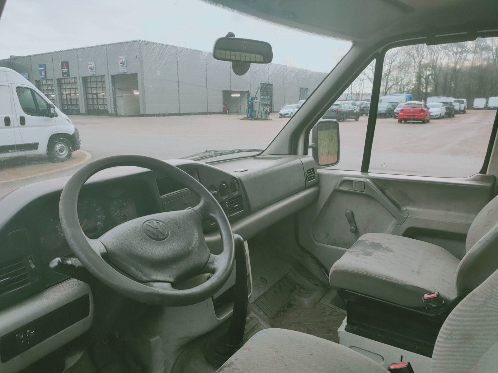 Fahrzeugabbildung Volkswagen LT DoKa Pritsche Flachboden aus 1.Hand