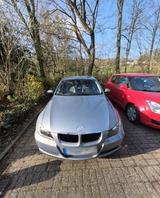 BMW 320I (E90) - BMW 320: E90