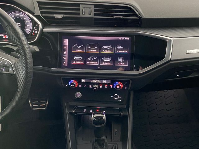 Q3 S line 45 TFSI S tronic quattro PANO+NAVI+KAM