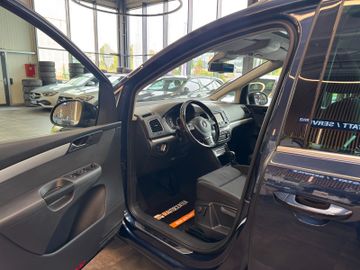MYAUTOCENTER – Gebraucht- und Jahreswagen mit Werkstattservice in Pfaffenhofen Volkswagen Sharan*7SITZER*AHK*PANO*DCC*PDC*Bi-XENON*TEMPO*N