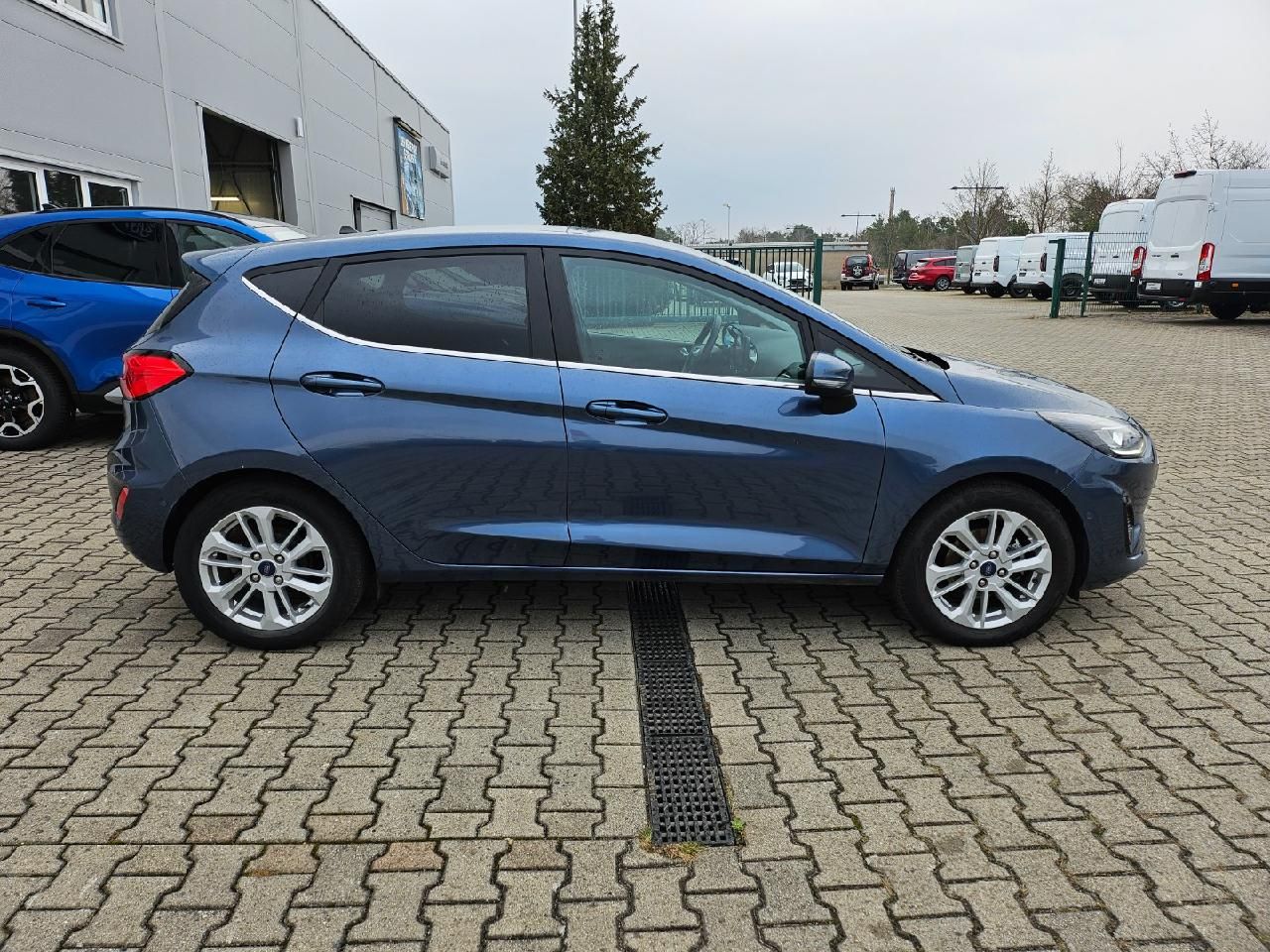 Fahrzeugabbildung Ford Fiesta Titanium