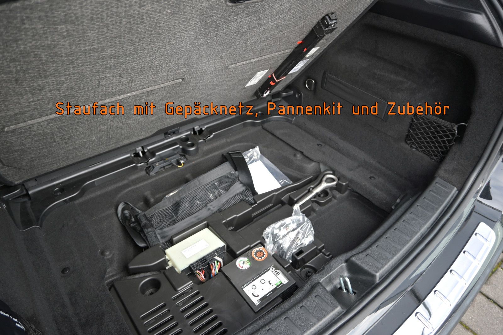 Fahrzeugabbildung Mercedes-Benz GLA 180 d DCT Progressive °ACC°PANO°MEMO°KEYLESS