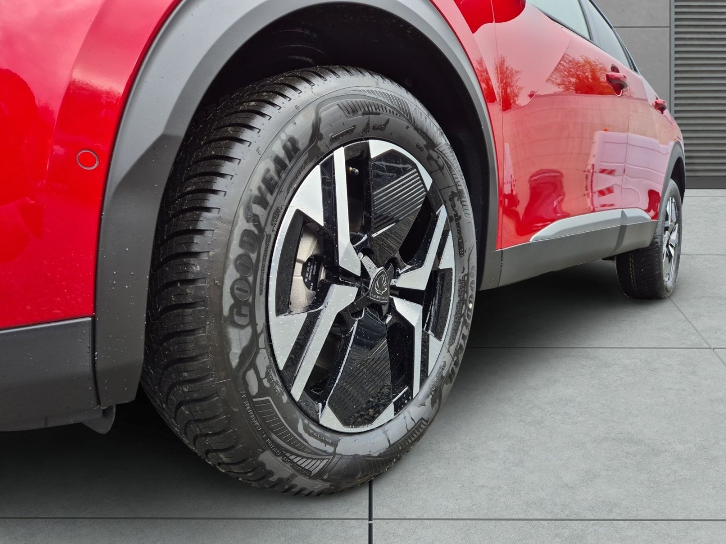 Peugeot 2008 - Bild 4