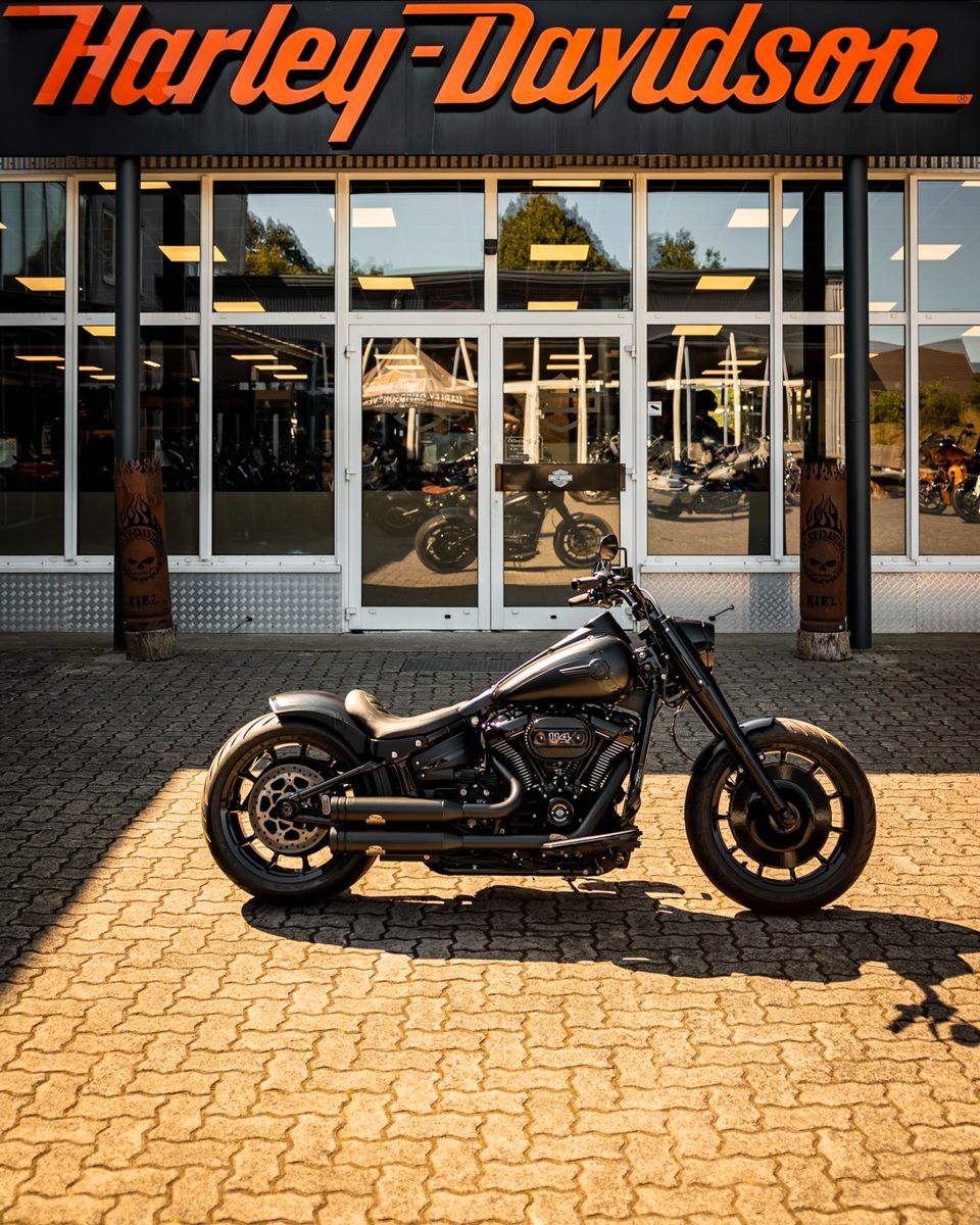 Fahrzeugabbildung Harley-Davidson DARK BOY 114 ci - FAT BOY FLFBS - JEKILL & HYDE