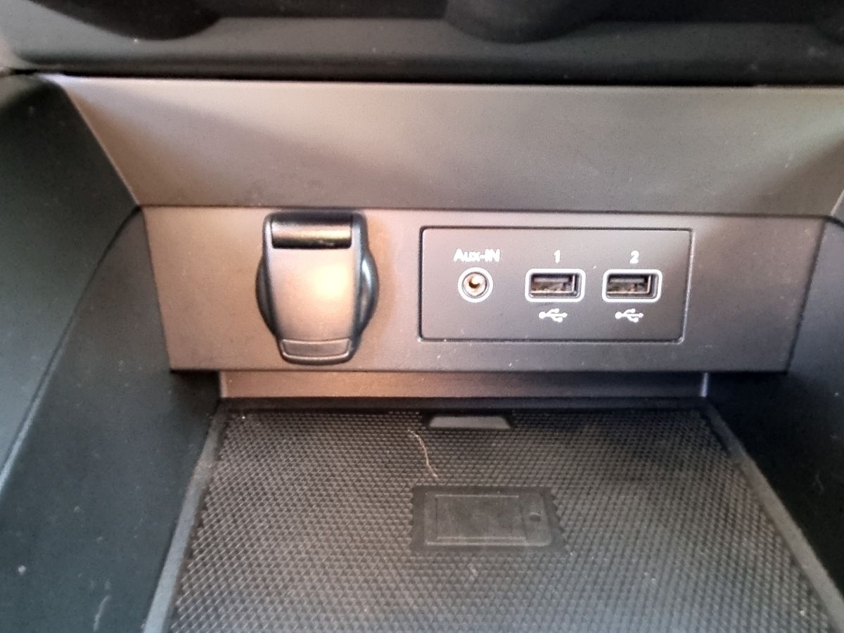 Fahrzeugabbildung Renault Clio INTENS TCe 90