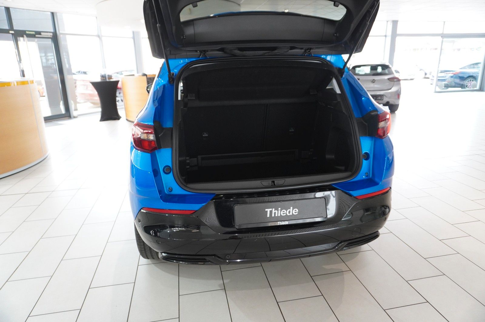 Fahrzeugabbildung Opel Grandland 1.5D GS SPORT NAVI/LED/VIRT./SPORT/DAB
