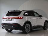 Audi SQ5 TFSI quattro/AHK/St.HZ/Carbon/360 - Audi SQ5 mit Benzin-Antrieb: Teilleder, mit Navigationssystem