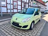 Renault Twingo Authentique - Renault Twingo: Grün