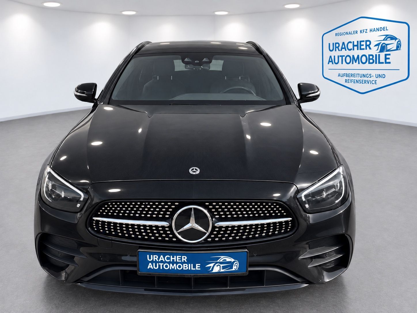 Mercedes-Benz E 300 AMG Line T-Modell E 300 de 4Matic imagem 2