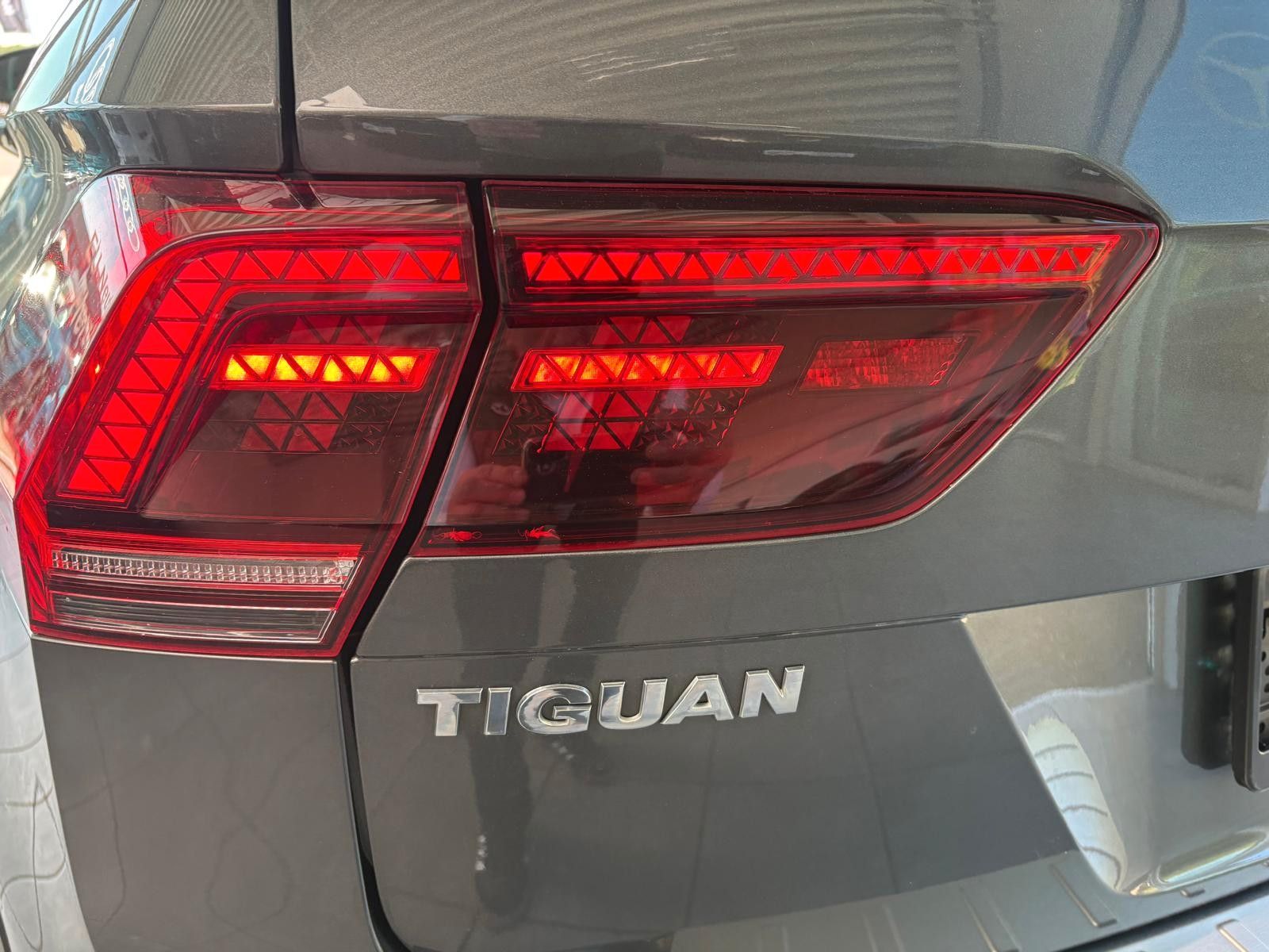 Fahrzeugabbildung Volkswagen Tiguan Highline BMT 4Motion/R LINE/leder/memory/