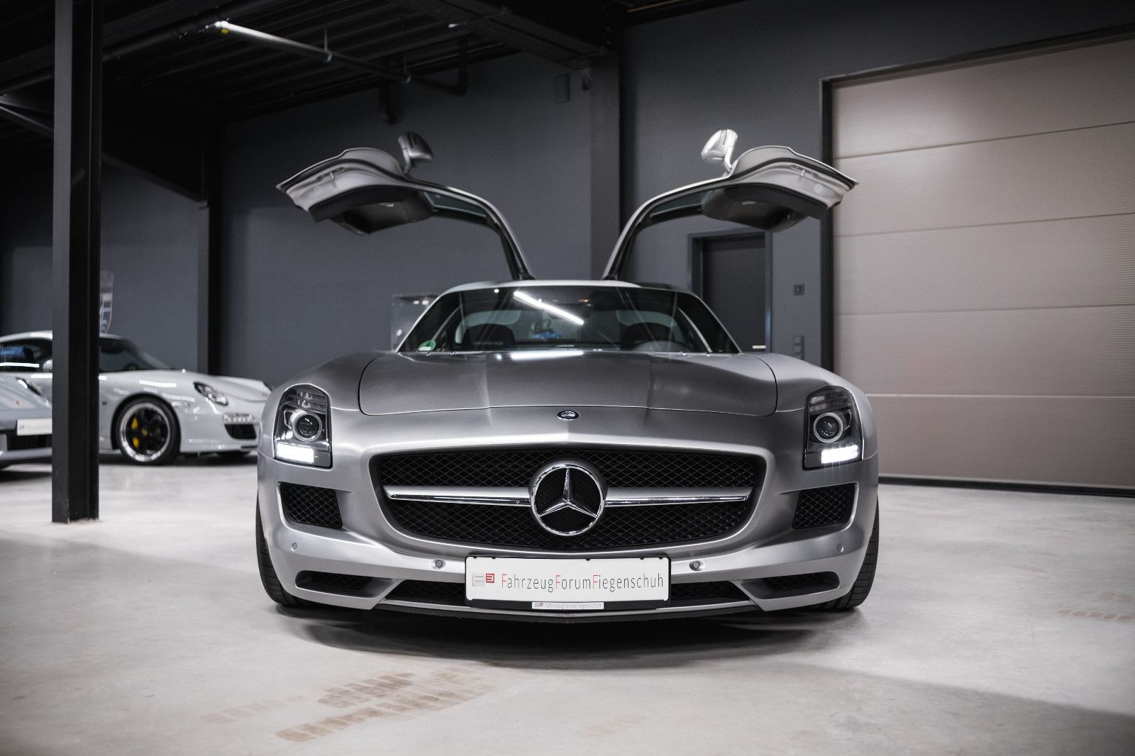 Fahrzeugabbildung Mercedes-Benz SLS AMG Coupe-Brabus-Leistungst.-Klappenauspuff
