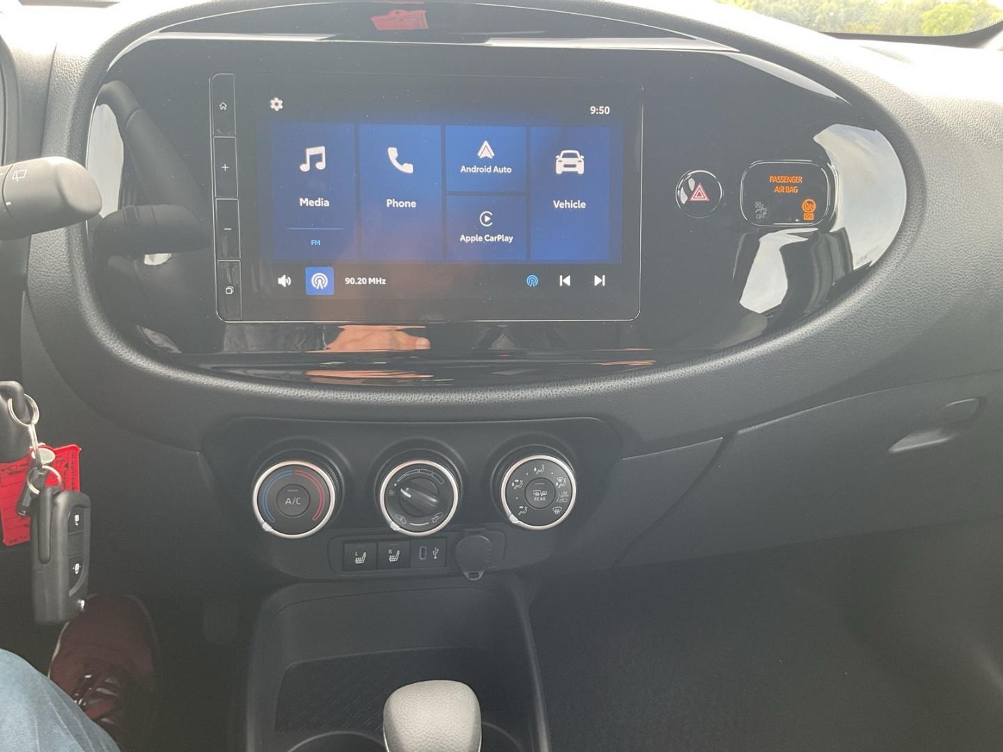 Toyota Aygo X Business Edition 1.0 VVT-i EU6e Apple Car