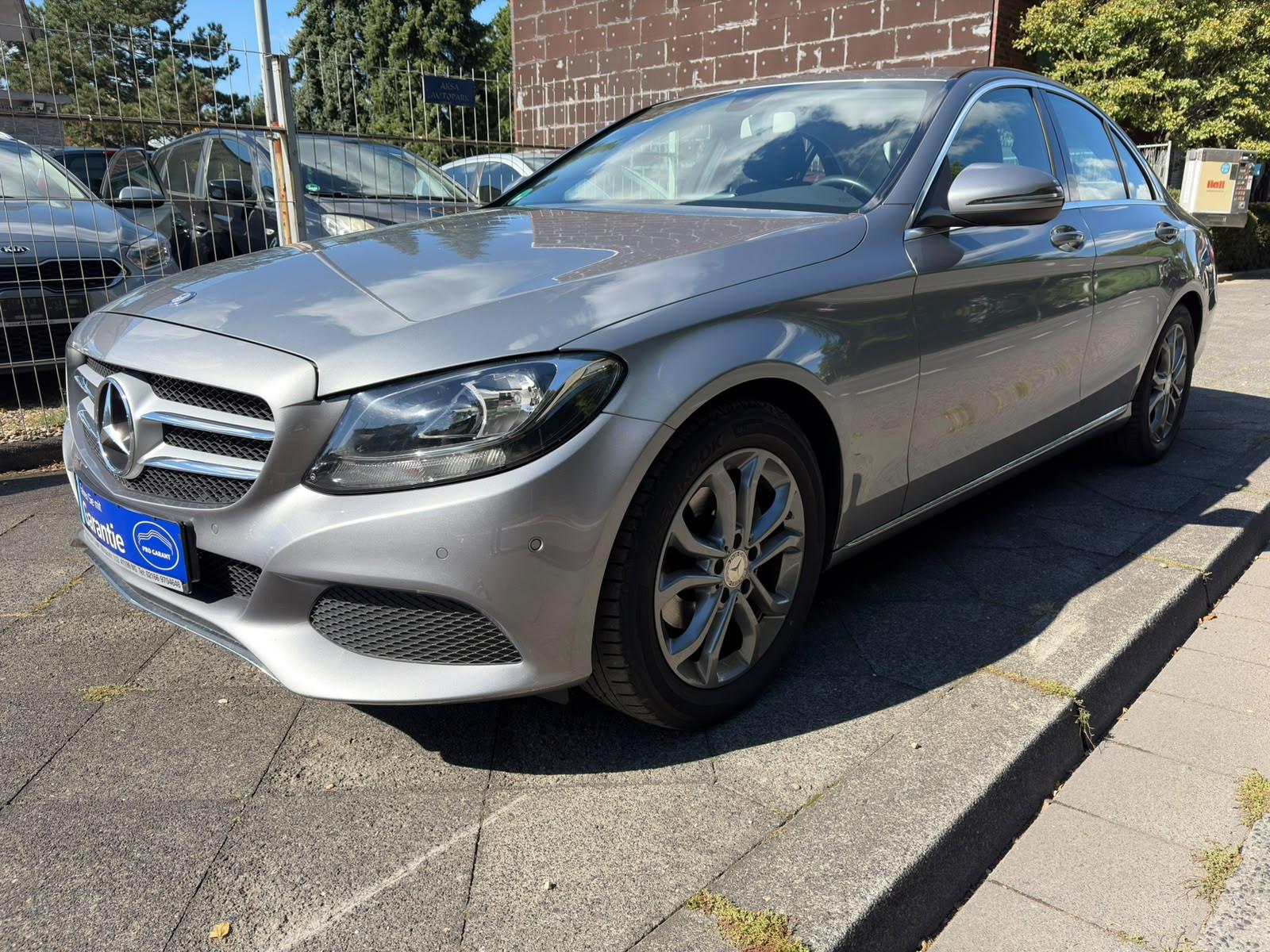 Mercedes-Benz C 180 C Limousine C 180 CGI