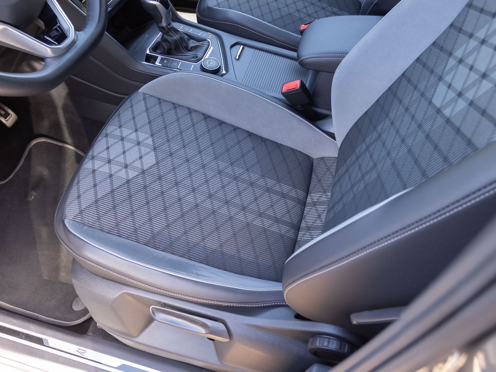 Volkswagen Golf - Bild 25