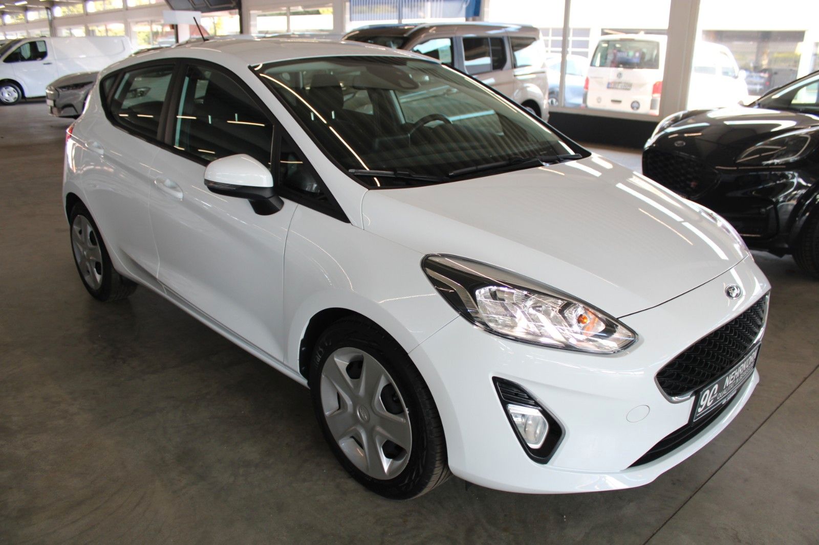 Fahrzeugabbildung Ford Fiesta 1,5 TDCi Cool & Connect 5-trg NAVI LED