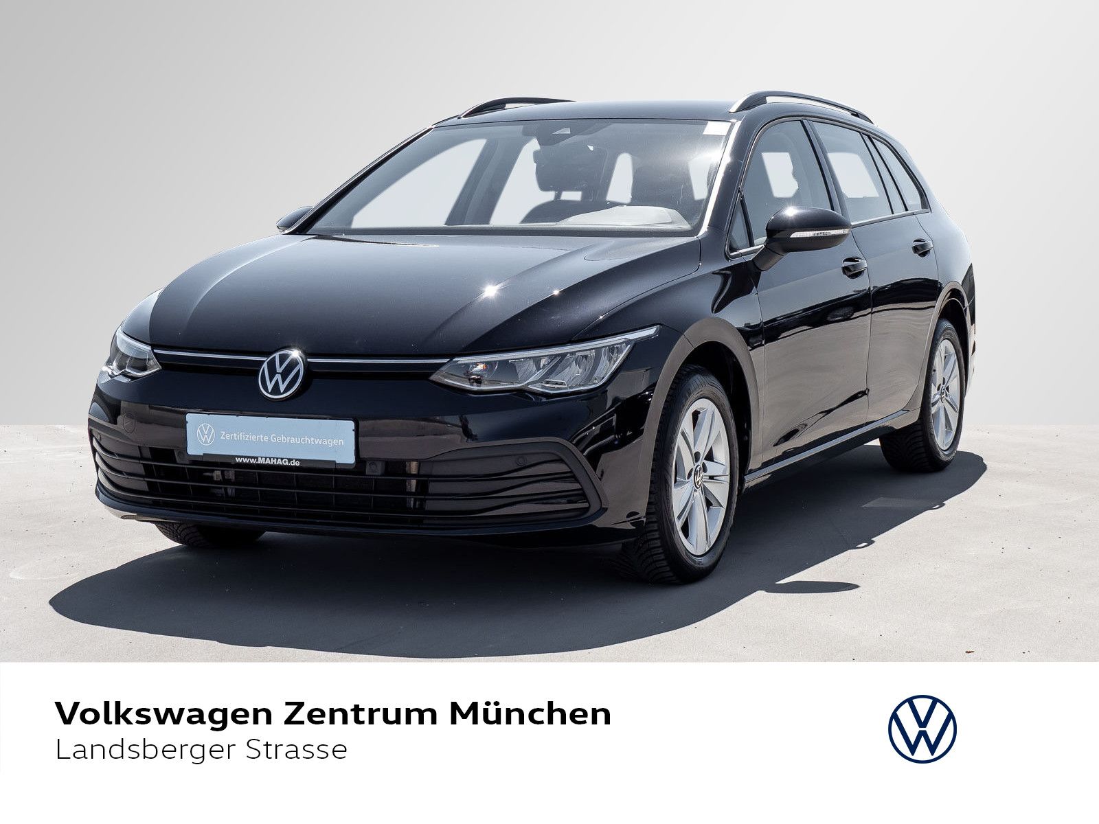 Volkswagen Golf VIII Variant Life 1.0 eTSI ACC LED Navi Par