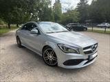 Mercedes-Benz CLA 180 AMG Line - Mercedes-Benz CLA 180: Automatik