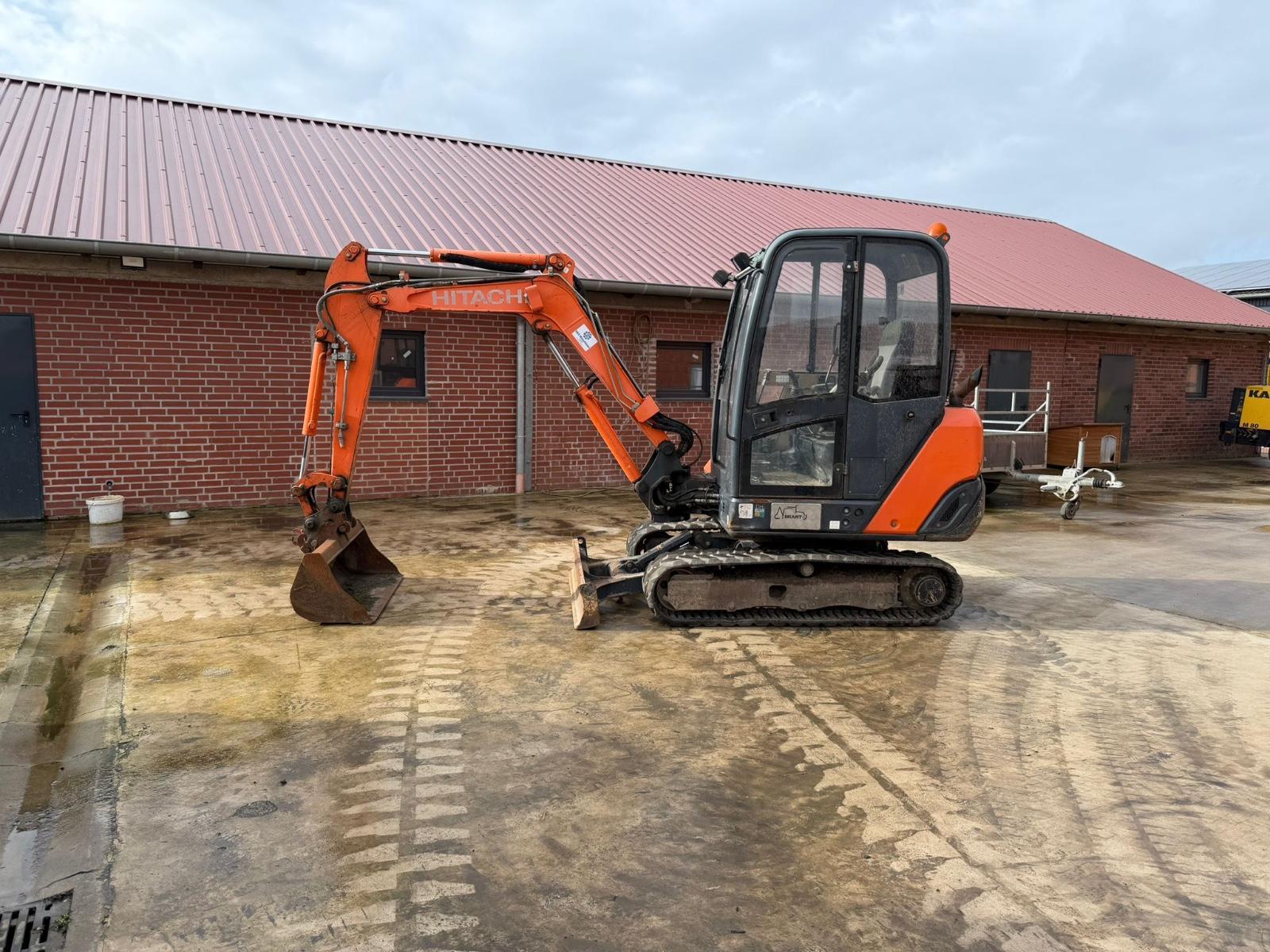 Hitachi ZX 27 Hydr SWE