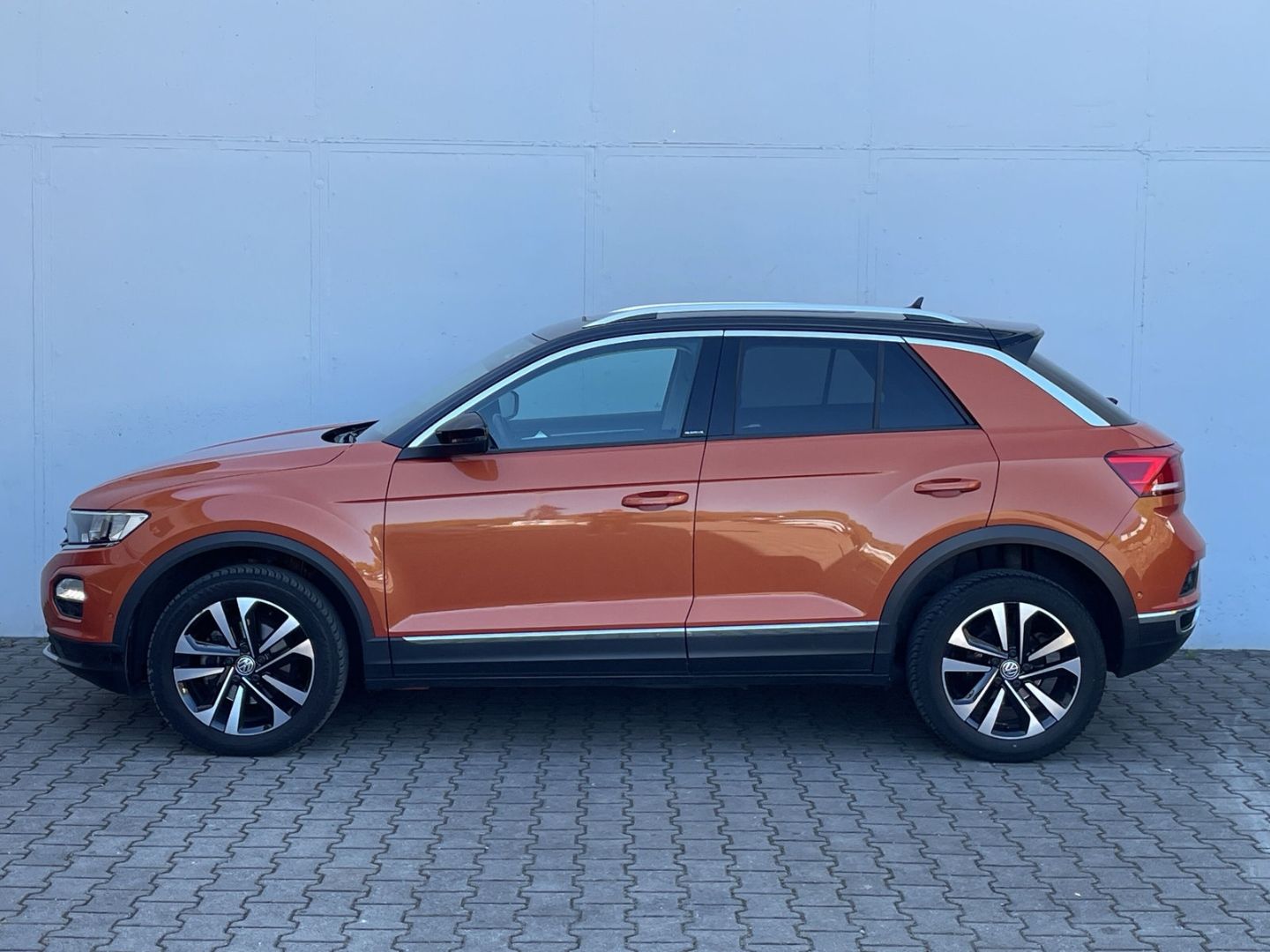 T-Roc 1.6TDI IQ.DRIVE AHK/Pano/ACC/el.Heckklappe